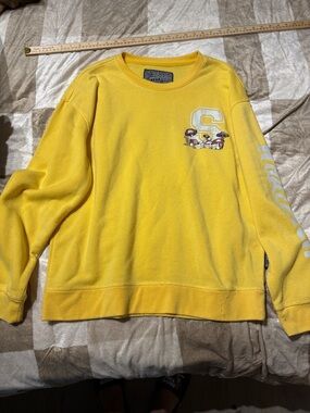 Brooklyn Cloth Yellow Crewneck Sweatshirt with Mushroom Patch